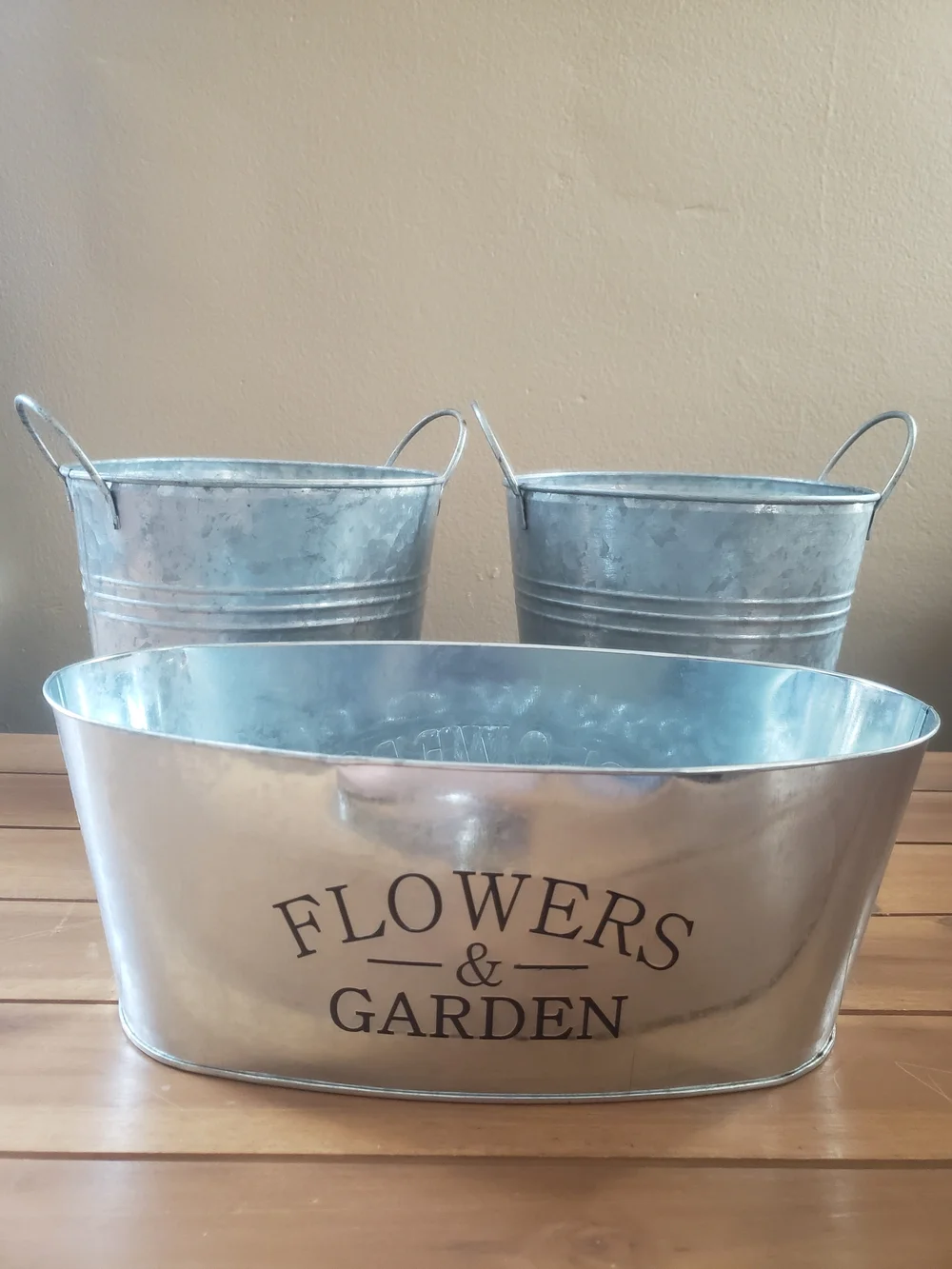 Metal Flowers & Garden With 2 Round Metal Planters - Galvanized Silver Finish